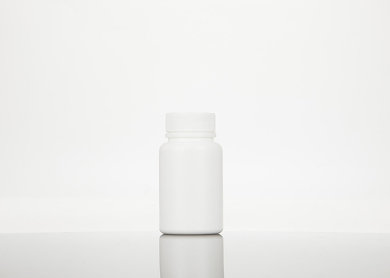 ねじ帽子30ml 60ml 100mlが付いている白い空のプラスチック薬のびん