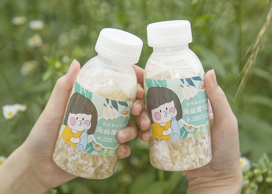 400ml 14ozの豆乳の茶は水分が多い耐熱性正方形のプラスチック ジュースのびんをびん詰めにする