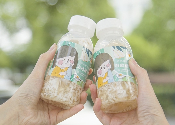400ml 14ozの豆乳の茶は水分が多い耐熱性正方形のプラスチック ジュースのびんをびん詰めにする