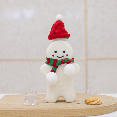漏れ防止の帽子、空のミルク ティーのびんが付いているクリスマスのプラスチック ジュースのびん