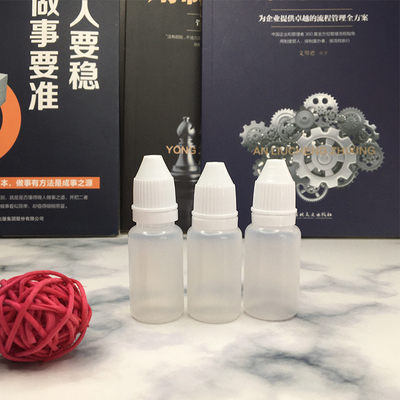 高性能プラスチック容器 滴水ボトル 5000個印刷