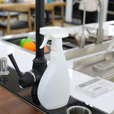 200ml クリアなプラスチック 空いシリンダー オーダーメイドロゴの霧瓶