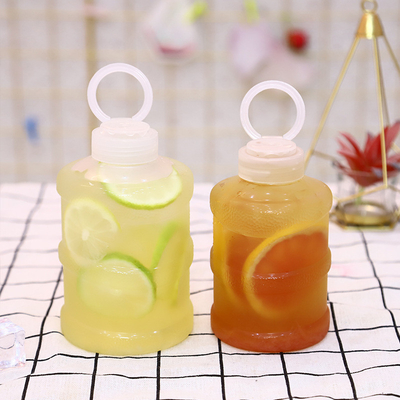 モダンなプラスチック製の乳茶ボトル 隔熱 漏れ防止 デザイン 様々な容量 透明またはカスタマイズ 色