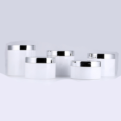 カスタム印刷 透明なプラスチック化粧品 グラス 滑らかな表面 様々なサイズ 10ml-150ml