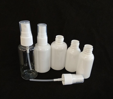 汎用的なクラシックPETプラスチック透明スプレーボトル