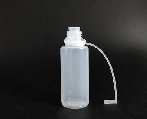 エレガント スクリップ キャップ 滑らかな表面のプラスチック液体滴水器