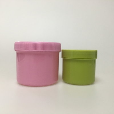 食品の保管と包装のための透明プラスチック容器と蓋