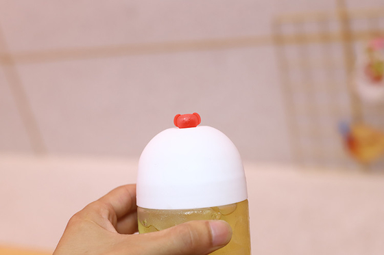 蓋に螺栓を付けられた漏れ防止のプラスチック製のミルクティーボトル