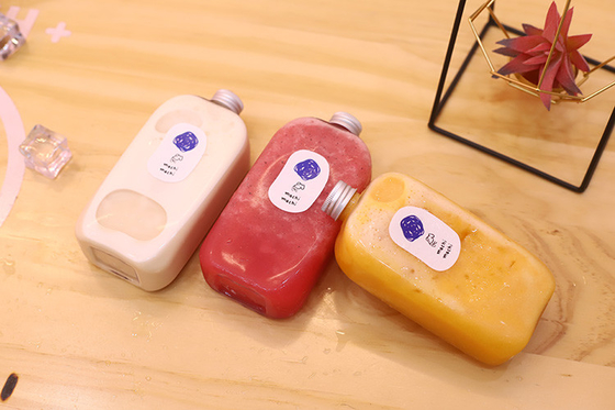 カスタマイズ可能なプラスチック製 120ml ミルクティーボトル