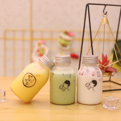 中程度の大きさ の 飲み物 の ため に 蓋 の 上 に 便利 な 螺栓 の 泡 茶 容器