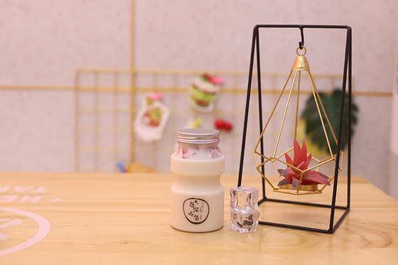 蓋に螺栓付きの中程度のミルクティーボトル