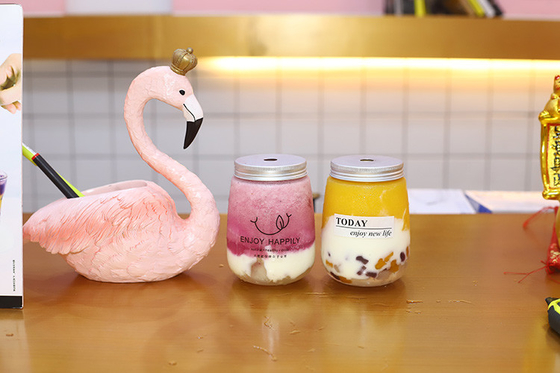 ハンドル付きの透明な漏れ防止ミルクティーボトル 飲み物を安全でトラブルのない状態に保つ