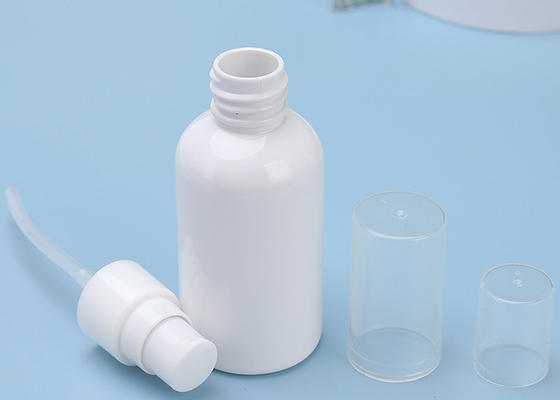 SGSの精油の再使用可能な50mlプラスチック スプレーは漏出証拠をびん詰めにする