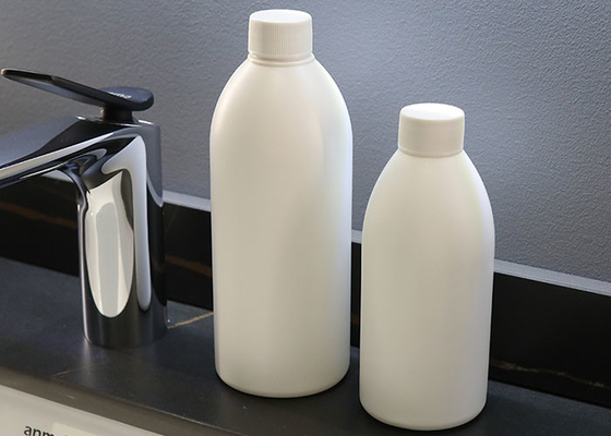ふた320ml 500mlが付いている24mm 25mm旅行詰め替え式の空のプラスチックびん