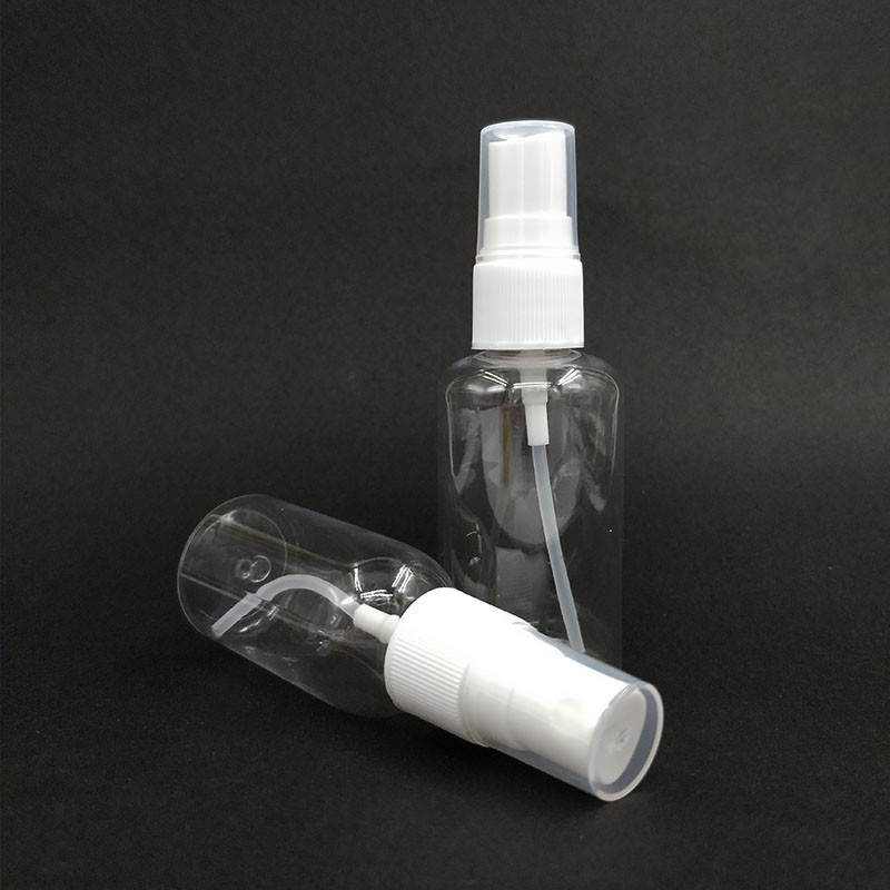 クラシック 丸い PET プラスチック スプレー ボトル 滑らかな表面 日常使用のための様々な容量